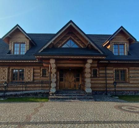 Restauracja Chata Góralska i Pokoje Gościnne. Ciechocinek Exterior foto