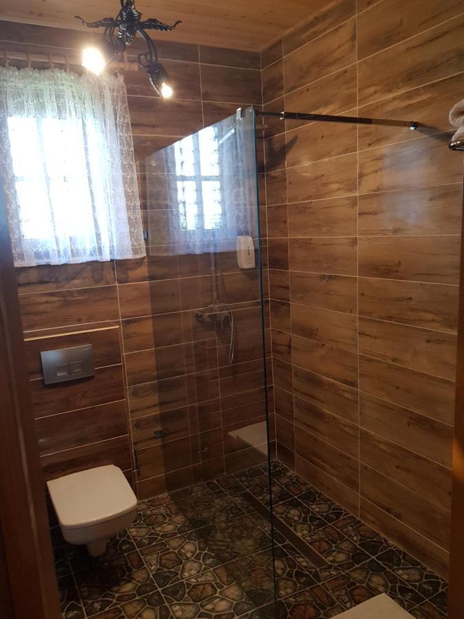 Restauracja Chata Góralska i Pokoje Gościnne. Ciechocinek Exterior foto