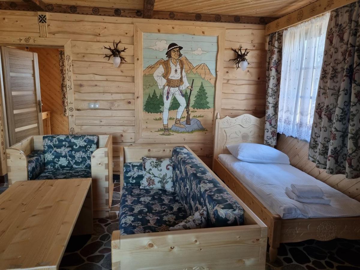 Restauracja Chata Góralska i Pokoje Gościnne. Ciechocinek Exterior foto
