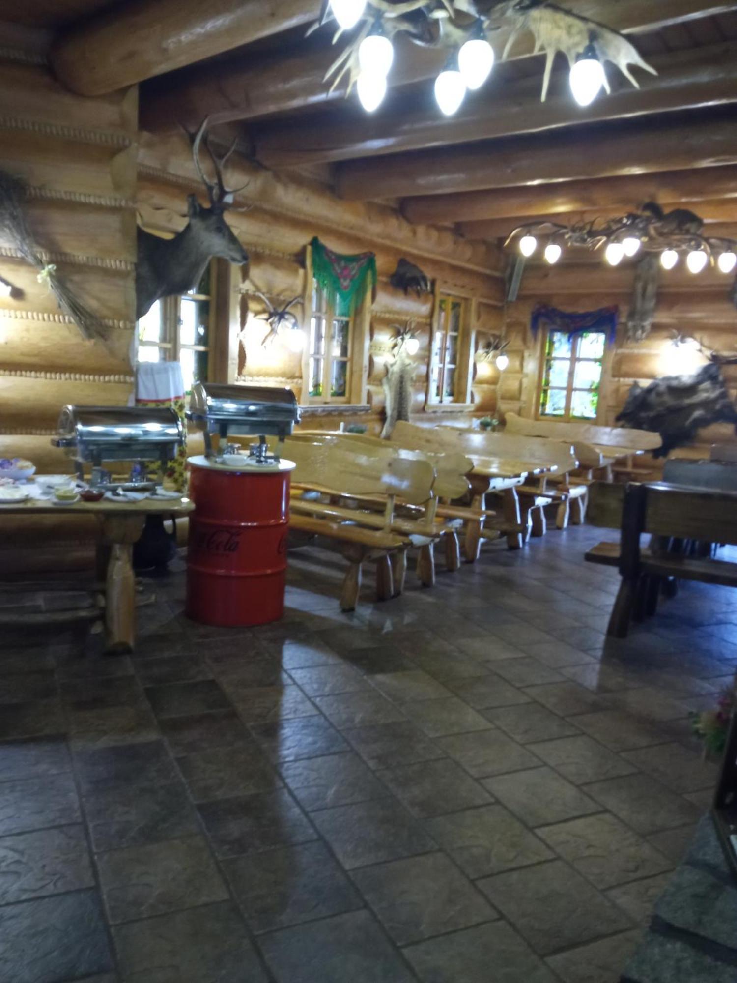 Restauracja Chata Góralska i Pokoje Gościnne. Ciechocinek Exterior foto