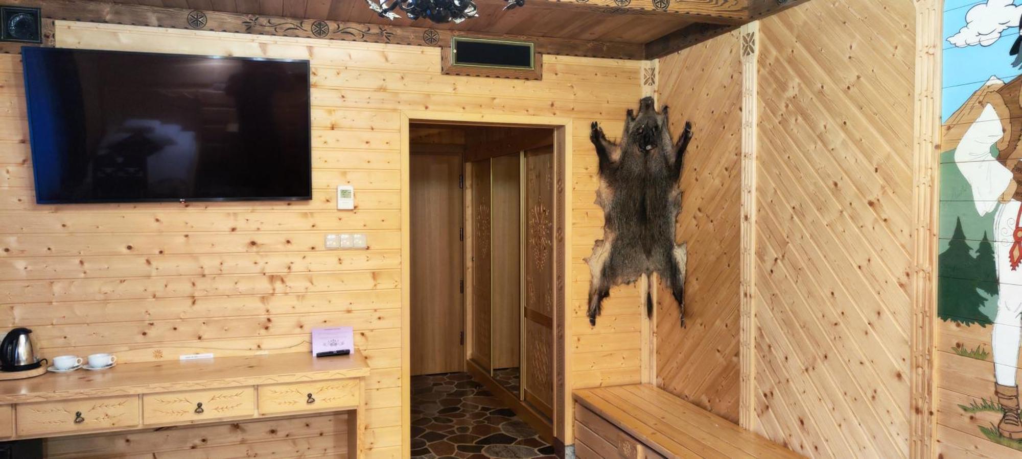 Restauracja Chata Góralska i Pokoje Gościnne. Ciechocinek Exterior foto